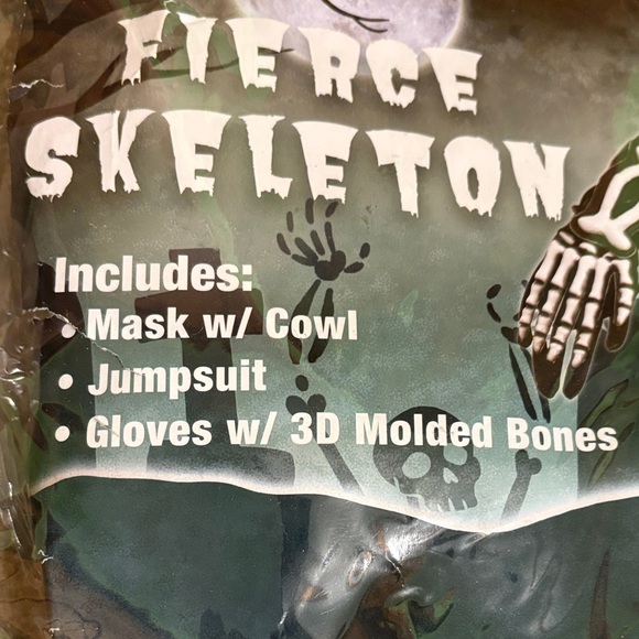 NWT Spooktacular Creations Fierce 3D Skeleton Halloween Costume Kids Sz (5-7 yr) - Picture 6 of 10